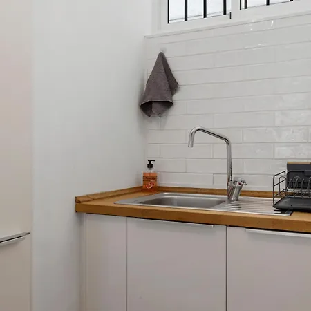 Appartement Sunny In The Center, 5 Min. From The