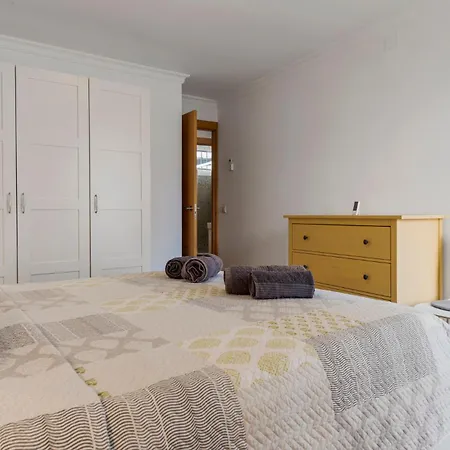 Appartement Sunny In The Center, 5 Min. From The *