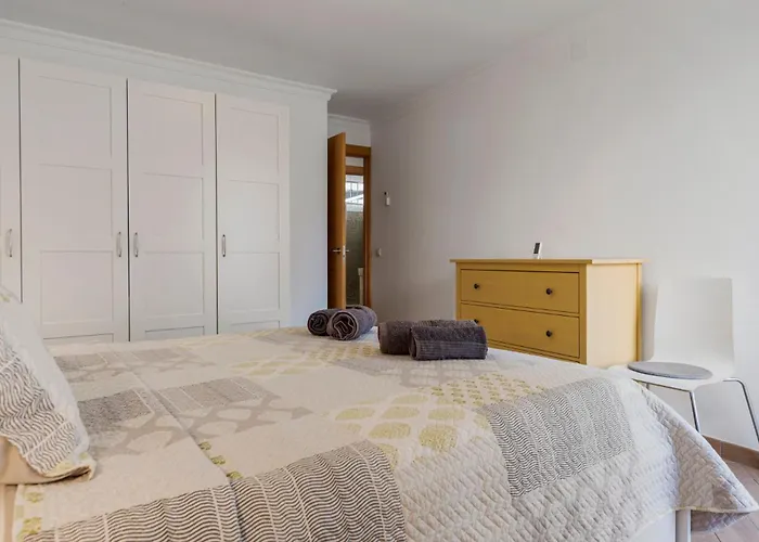 Apartament Sunny In The Center, 5 Min. From The *